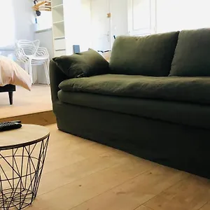 studio-vue-mer-dans-le-quartier-de-saint-victor.fr-provencehotel.com/